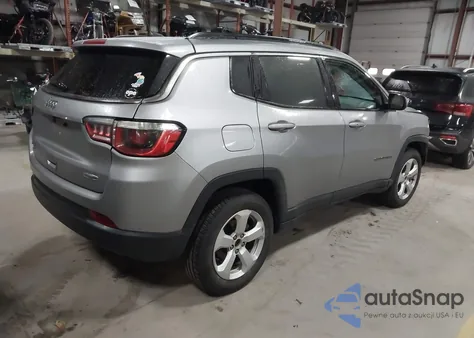 2018 Jeep Compass Latitude 4X4 from USA, damaged, VIN 3C4NJDBB1JT349519
